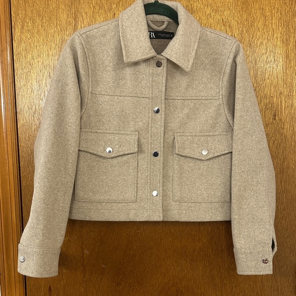Zara Jackets & Blazers - Zara Beige cropped Utility Jacket